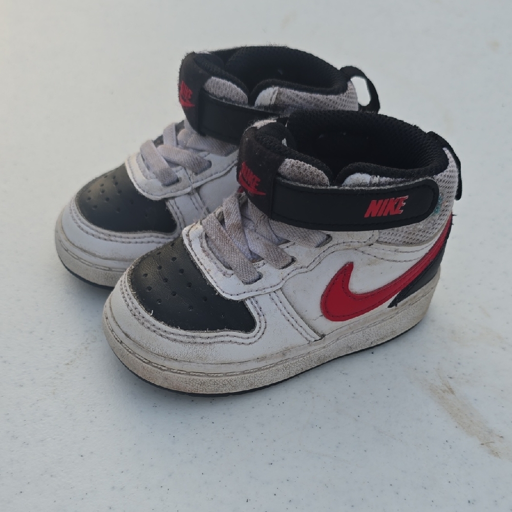 Nike Black and Red High-Top Sneakers